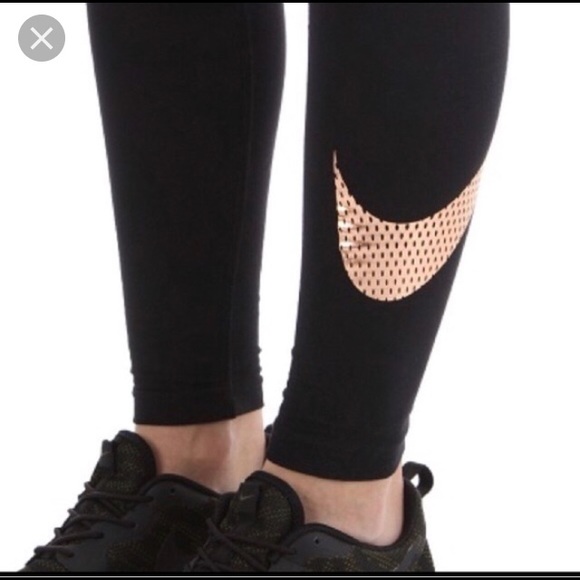 Nike Rose Gold Swoosh Leggings - Picture 2 of 5